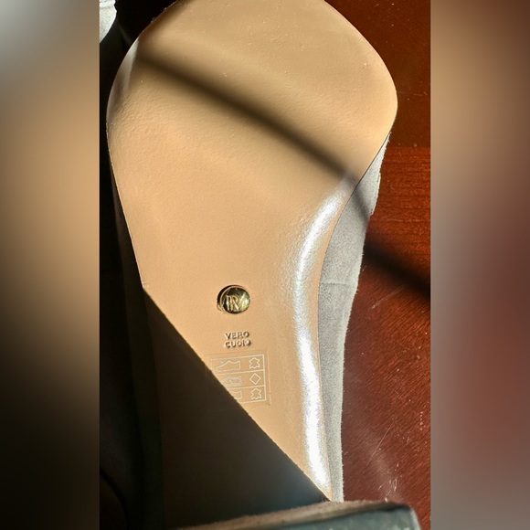 New! Pelle Moda Esra Loafer Pump - Picture 4 of 10